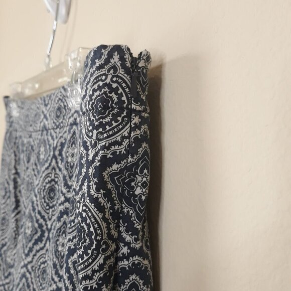 Talbots Classic Geometric Medallion Straight Cropped Chino Pants 18 Work - Picture 3 of 7